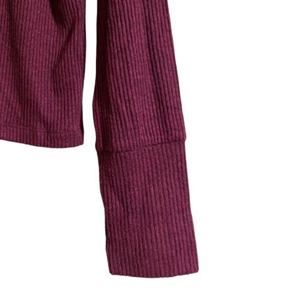 😊 3/$30 NWT🏷 EXPRESS cowl neck top, Sz Small super soft! Burgundy, tie front - Picture 7 of 7